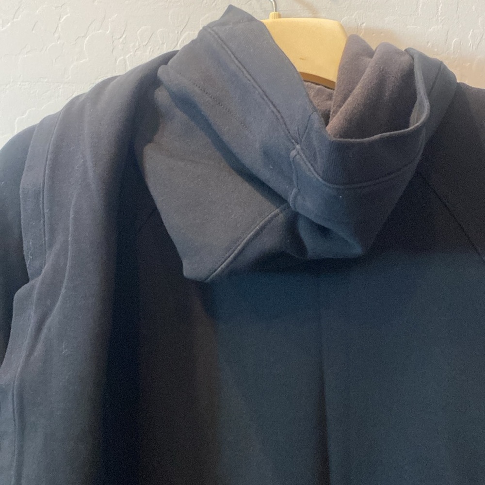 New Fabletics wrap scarf cardigan - Picture 3 of 5